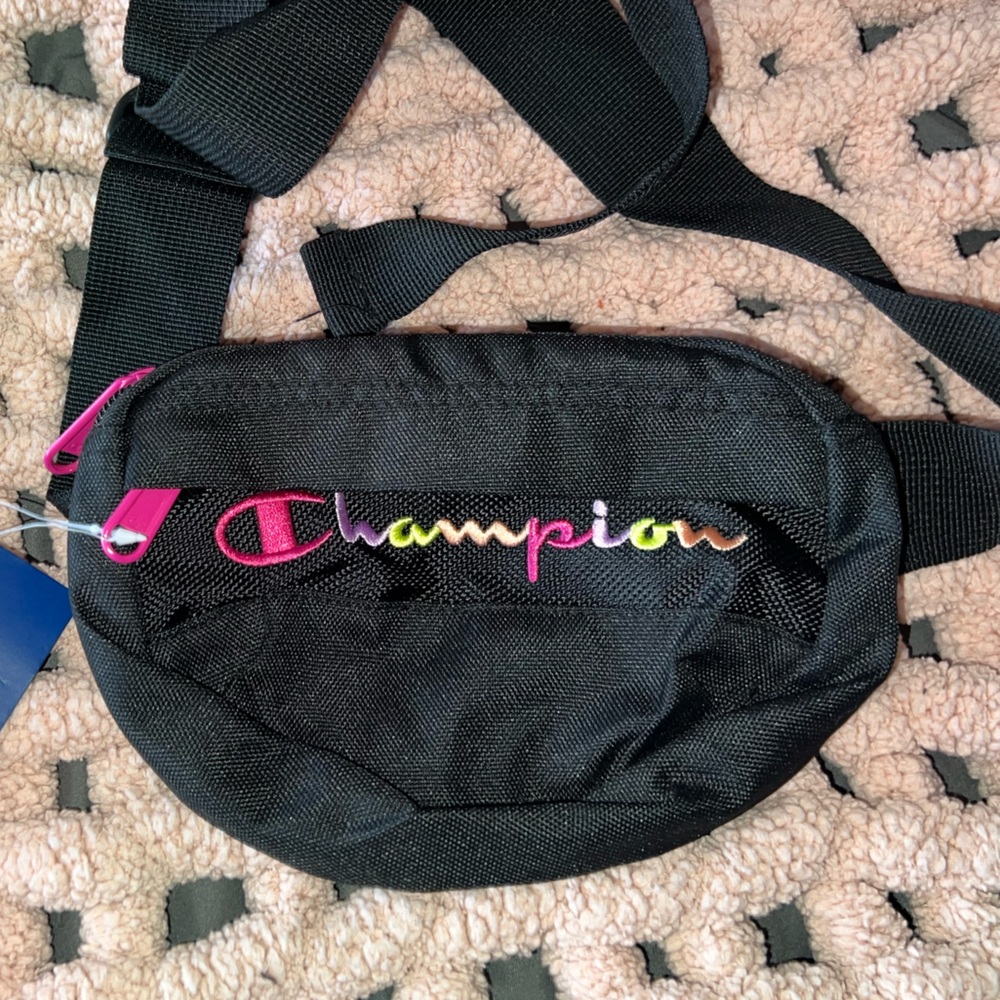 Champion belt bag